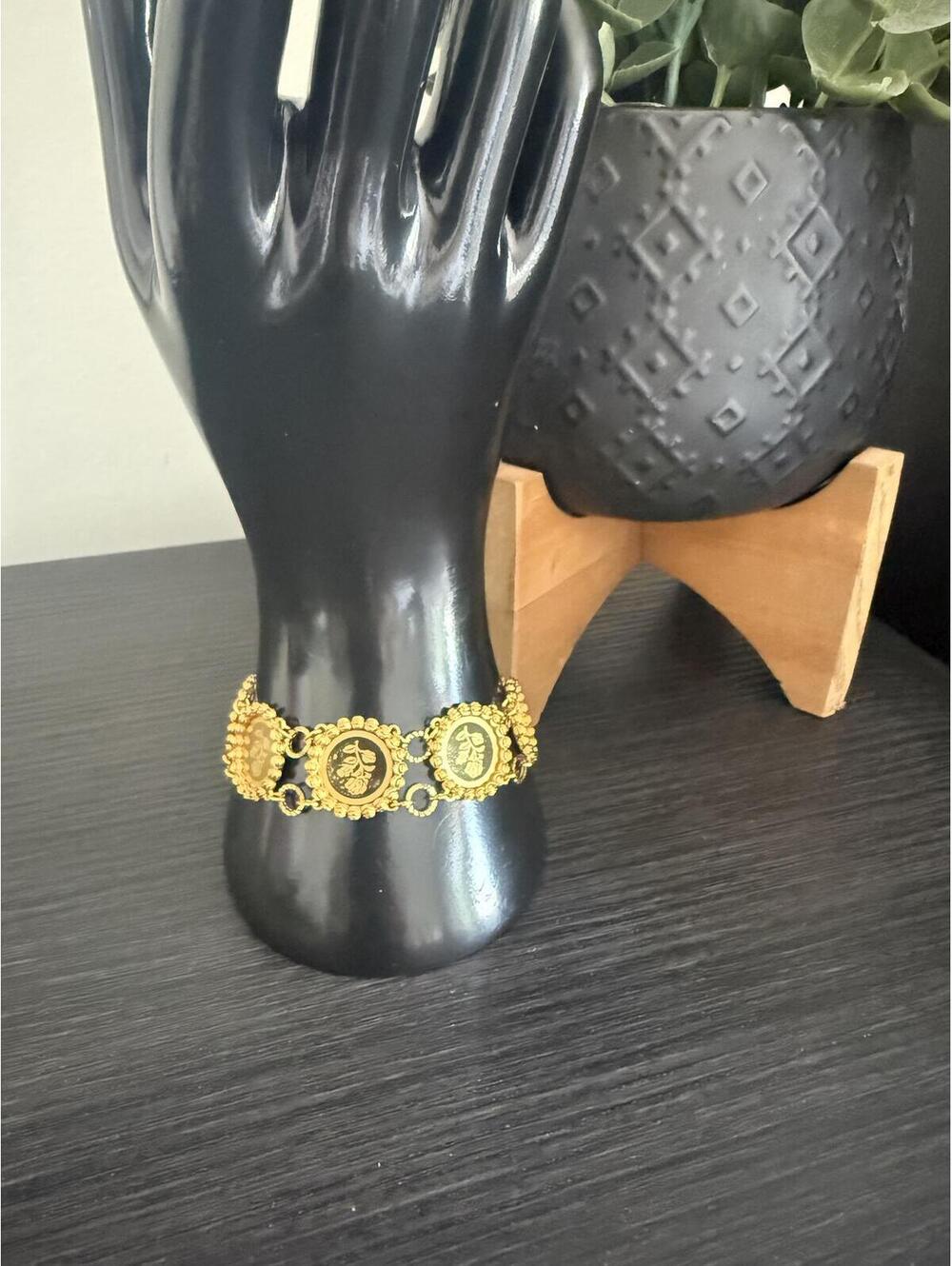 Gold Coin Bracelet